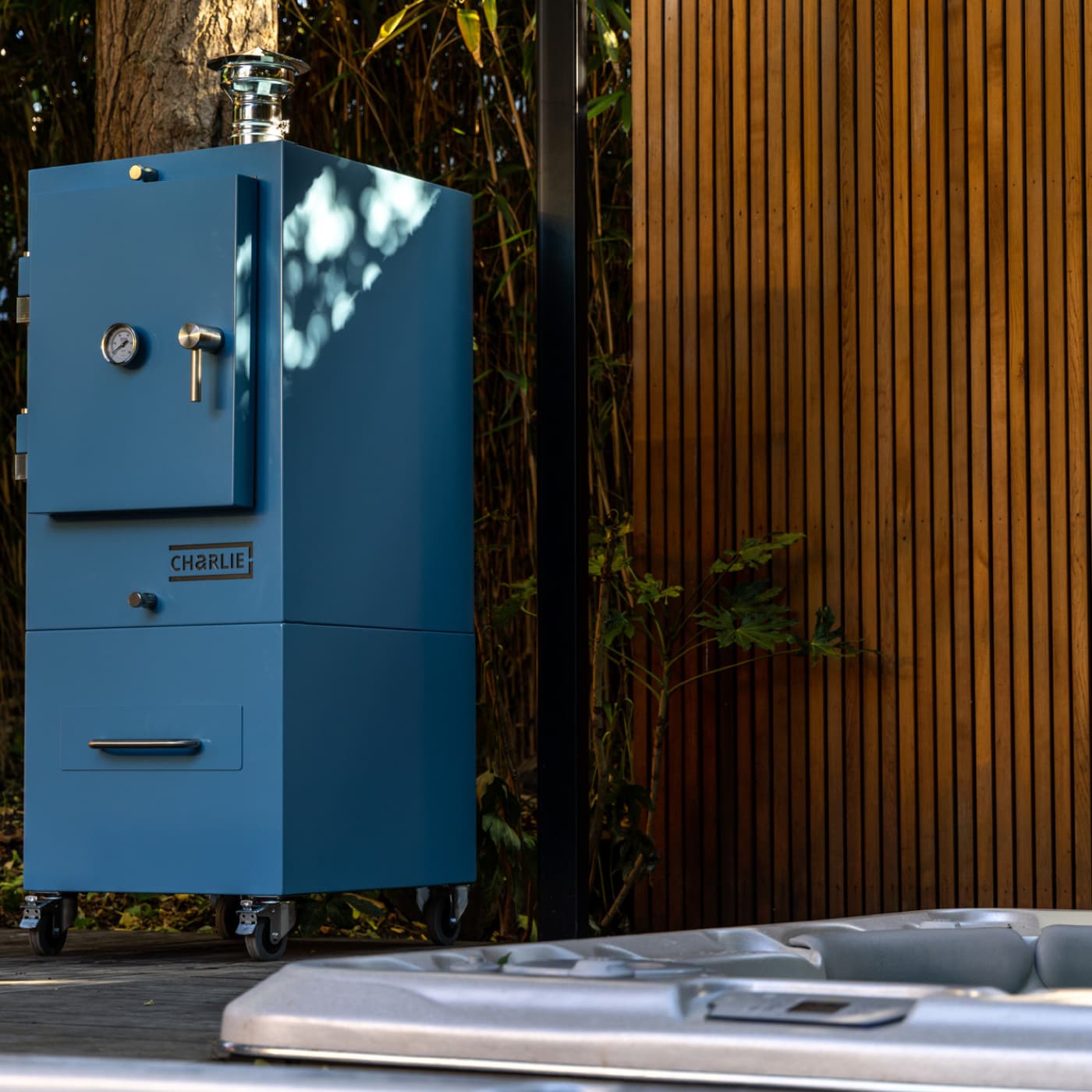 Luxury Outdoor Charcoal Oven, Pizza Oven, Smoker and BBQ Grill