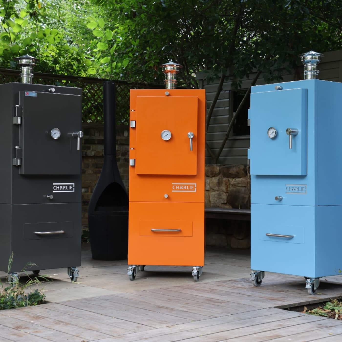 Charlie Oven comes in a range of 10 beautiful colours.  There is a colour for everyone.  Charlie works as a garden feature, adding a splash of colour all year round.  